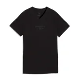 Remera Puma de manga corta color negro, con cuello en V y diseño clásico. Presenta un pequeño estampado frontal con el texto "PUMA SPORTSWEAR EST. 1948" y el logo de la marca.