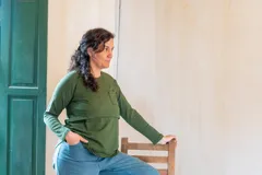 Set de dos remeras de lactancia de algodón, con corte holgado y mangas largas.