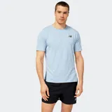 Remera deportiva New Balance Speed Jaquard de manga corta, color celeste, con tecnología NB ICEx de secado rápido. Presenta un diseño de tejido jacquard con textura y el logo de New Balance en el pecho.