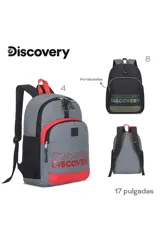 Mochila gris con detalles en rojo, con dos bolsillos frontales, tiras acolchadas y porta botellas laterales de red.