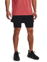 Short deportivo 2 en 1 Under Armour, compuesto por un short exterior ligero con aberturas laterales y perforaciones láser, y una calza de compresión integrada. Cuenta con cintura elástica con cordón interno y bolsillos laterales.