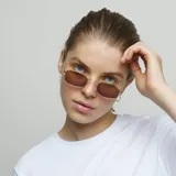 Lentes de sol rectangulares unisex, con armazón dorado de acero inoxidable y lentes marrones polarizados con protección UV400.