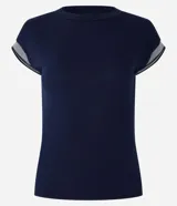 Blusa azul marino sin mangas de viscosa acanalada con cuello redondo y detalle de ribete a rayas en los hombros.