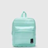 Mochila Bubba de la colección Originals, color bordó, con diseño acolchado y acabado mate. Cuenta con un compartimento principal espacioso, bolsillo frontal con cierre y correas acolchadas para mayor comodidad.