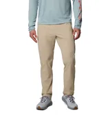 Pantalon de hombre color beige, disenado para actividades al aire libre y pesca. Cuenta con multiples bolsillos funcionales, incluyendo un bolsillo reforzado para herramientas y trabillas multiusos. Presenta tecnologia de repelencia a manchas y proteccion solar.