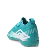 Championes de fútbol Umbro Vibe TF, color verde agua con detalles en blanco. Diseñados para césped sintético, cuentan con suela con tapones pequeños para mayor tracción y estabilidad.