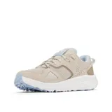 Zapatillas Columbia modelo Bethany de estilo urbano, color beige con detalles en tonos claros. Presentan una combinación de malla transpirable y sobrecapas de ante, con una mediasuela blanca estable y suela de caucho de alta tracción.