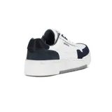 Championes casuales de hombre, color blanco con detalles en azul marino y gris.