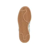 Championes Adidas Campus 00S W color celeste con las tres tiras laterales blancas, confeccionados en gamuza con suela color crema.