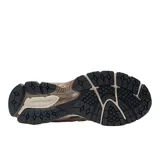 Championes New Balance modelo M1906Ne, color beige, verde y rosa.