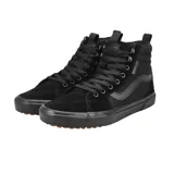 Championes de caña alta Vans Filmore Hi Vansguard, color negro, con diseño clásico de la marca, pasadores de cordones y suela de goma vulcanizada.
