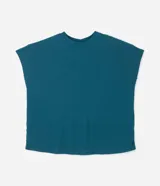 Blusa tipo muscle tee de corte holgado, confeccionada en tejido rib acanalado, con escote redondo y diseño sin mangas.