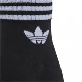 Pack de tres pares de medias cortas Adidas color negro, con diseño de tres tiras blancas en el puño y logo del trébol bordado en blanco.