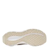 Championes deportivos Under Armour modelo W Ascend, color blanco con detalles en beige. Presentan una capellada de malla transpirable con refuerzos sintéticos y una entresuela blanca de amortiguación.