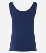 Musculosa básica de poliamida color naranja, con escote en U y breteles anchos. Diseño ajustado al cuerpo, ligero y fresco.