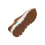 Championes deportivos Joma modelo Lumus Men 2626, color marrón, con diseño de paneles en malla y material sintético tipo gamuza. Presenta suela blanca de phylon con tecnología de amortiguación y cordones al tono.