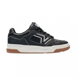 Championes Vans modelo Upland, color negro con detalles en blanco y suela de goma color caramelo. Presentan costuras visibles en contraste, logo lateral distintivo y cierre con cordones.