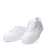 Championes urbanos Puma modelo Karmen II Idol, color blanco, con plataforma alta y diseño de corte bajo. Presentan el logo de la marca en el lateral y lengüeta.