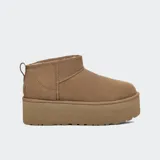 Botas cortas UGG Ultra Mini con plataforma, color marrón claro, de gamuza con forro de lana UGGplush™.