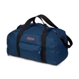 Bolso de viaje Jansport modelo Weekender Medium Duffel, color azul con detalles en negro y logo de la marca en rojo.