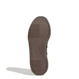 Championes urbanos Adidas modelo Courtblock Bold, color negro con las icónicas tres tiras en color gris claro. Presentan una suela de plataforma en tono marrón oscuro con textura acanalada y puntera reforzada.