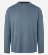 Remera deportiva de manga larga con cuello redondo, confeccionada en tejido técnico Dry Fit. Presenta un diseño liso en color negro con detalles reflectantes en los hombros.