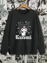 Buzo negro de cuello redondo con estampado de Kuromi, personaje de Sanrio.