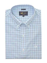 Camisa de manga larga RKF con diseño de cuadros en tonos celestes y blancos. Presenta cuello americano abotonado, cierre frontal con botones y un bolsillo en el pecho con el logo de la marca bordado.