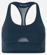 Top deportivo color azul oscuro, con diseño nadador en la espalda, copas removibles y recortes estratégicos de tela respirable en el frente. Confeccionado en microfibra ligera y elástica, ofrece sujeción moderada.