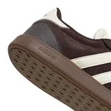 Championes Adidas Breaknet Sleek, color marrón con las tres tiras características de la marca en blanco y suela de goma.