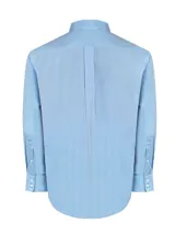 Camisa de manga larga con estampado de cuadros vichy en tonos blanco y celeste. Presenta cuello button-down, cierre frontal con botones, bolsillo en el pecho con logo bordado y puños ajustables con botones.