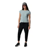 Pantalón Columbia Cedar Crest Pant Omni-Shade negro de corte recto, con cintura elástica y tecnología que repele la humedad y protege del sol.