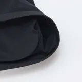 Pack de dos tops tipo bandeau sin costuras, confeccionados en tejido de canalé, con diseño strapless y detalle fruncido en el centro del pecho.