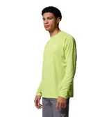 Remera de manga larga Columbia PFG Solar Stream LS color verde lima, confeccionada con tecnología Omni-Wick y Omni-Shade para protección solar y absorción de humedad. Cuenta con cuello redondo y el logo de la marca estampado en el pecho.