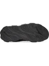 Championes de running Under Armour Halo Runner color negro, con parte superior de malla transpirable y entresuela amortiguada con tecnología HOVR+.