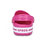 Zuecos Crocs modelo Crocband™ en color lila claro con plataforma blanca y una línea decorativa morada. Presentan el diseño clásico con orificios de ventilación y tira trasera ajustable.