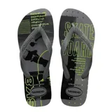 Sandalias tipo ojotas Havaianas con diseño gráfico inspirado en el skate, en tonos gris y verde neón. Presentan tiras grises con textura y suela de goma resistente.