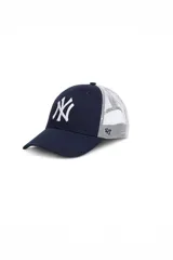 Gorra de béisbol azul marino con logo de los New York Yankees bordado en blanco en el frente. La parte trasera es de malla blanca y tiene cierre ajustable de plástico.