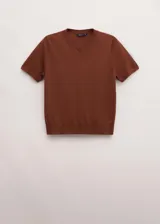 Chaleco de lana color marrón óxido, con escote en V y manga corta, confeccionado en tejido de punto fino.