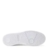 Championes urbanos Puma modelo Rebound Break, de diseño inspirado en el básquet retro. Presentan una capellada sintética de color blanco con perforaciones en la puntera, cierre de cordones y suela de goma resistente. Incluyen plantilla SoftFoam+ para mayor amortiguación.