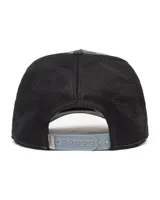 Gorra tipo trucker Goorin Bros modelo Reefer Madness, color negro con estampa de humo blanco y gris, y parche frontal con diseño bordado de tortuga. Cuenta con visera curva y panel trasero de malla.