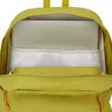 Mochila JanSport color verde lima con estampado frontal con el texto "PLEASE... BE KIND KEEP ME IN MIND" y un corazón.