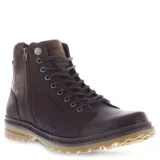 Bota de cuero estilo borcego color marrón, con cordones frontales y cierre lateral. Posee suela de goma dentada en tono contrastante.