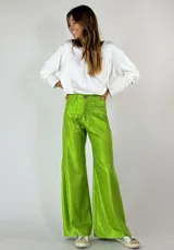 Pantalón de lino y viscosa color verde lima metalizado, de corte palazzo.