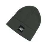 Gorro de lana verde oscuro con logo de New Balance bordado en blanco.