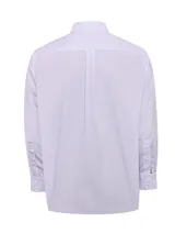 Camisa de manga larga RKF de corte regular fit, color lila con patrón de cuadros muy finos, cuello americano abotonado y cierre frontal con botones. Incluye bolsillo en el pecho con el logo de la marca bordado.