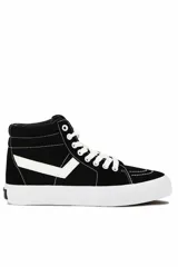 Zapatillas de media caña Pony modelo Garden, de color negro con detalles blancos, cordonera con ojales metálicos y suela de goma blanca.