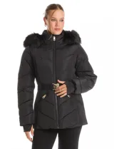 Campera puffer Michael Kors de corte entallado, con diseño capitoneado, cierre frontal, cuello alto y capucha desmontable con borde de piel sintética. Incluye cinto elástico con hebilla metálica, bolsillos laterales con cierre y puños de tejido elástico con abertura para pulgar.