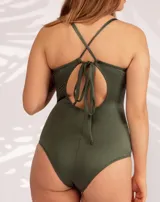 Malla entera color verde militar, con escote en V y nudo decorativo en el busto.