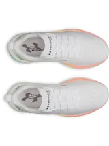 Championes de running Under Armour modelo W Velociti, color blanco con detalles degradados en amarillo y coral en la entresuela, y el logo de la marca en verde en el talón.